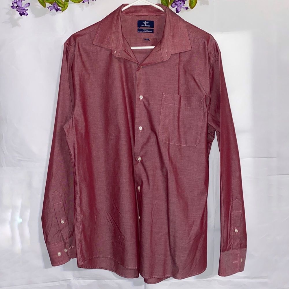 Dockers Long Sleeve Fitted Button Up Collared 
